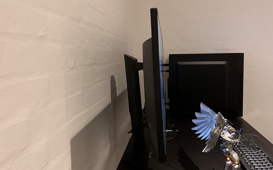 Gigabyte M34WQ Side